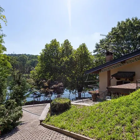 Vila Con Darsena-castelletto Ticino