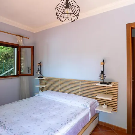 Con Darsena-castelletto Ticino Villa