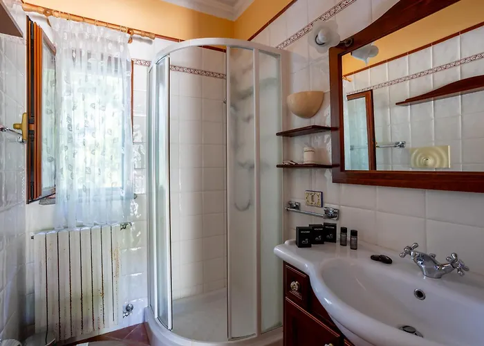 Con Darsena-castelletto Ticino * Castelletto sopra Ticino